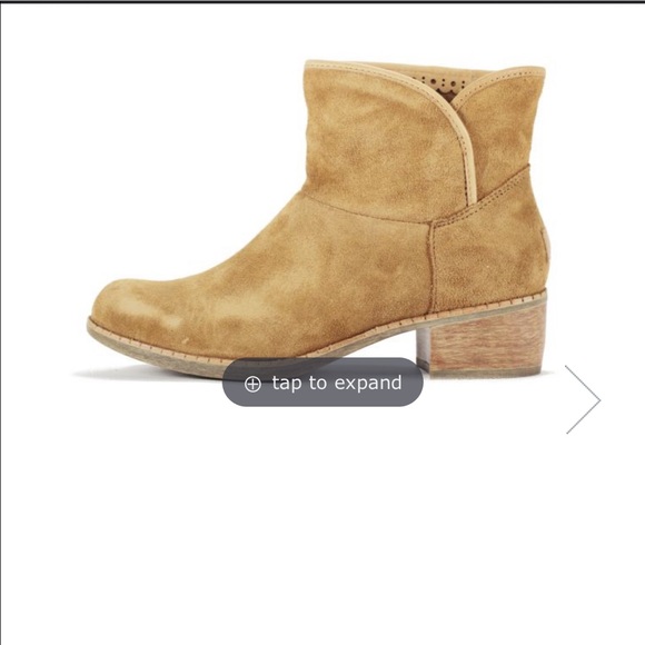 UGG Darling Booties | Chestnut - Picture 7 of 7